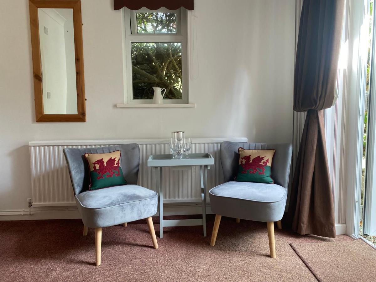 ברמאות' Talybont Bed And Breakfast מראה חיצוני תמונה