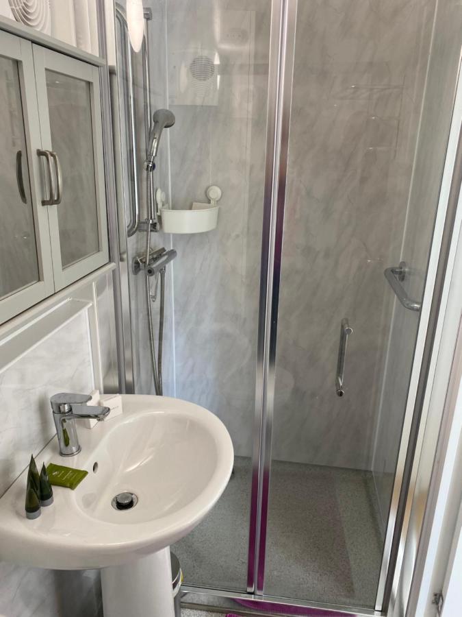 ברמאות' Talybont Bed And Breakfast מראה חיצוני תמונה